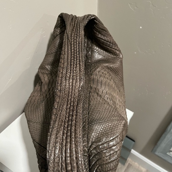 Purse Hobo Bag Ling Wu python snake skin Olive color$468 - Picture 11 of 15